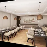 Q 플러스 4* 카토비체