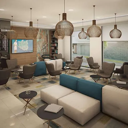 Q Hotel