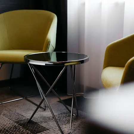 Q Hotel 4*