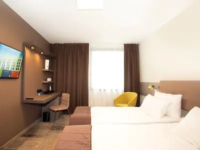 Hotel Q 4*