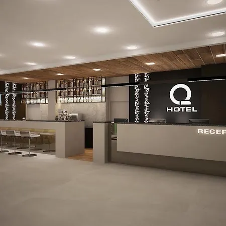 Hotel Q 4*