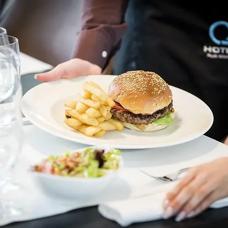 Q Hotel Katovice