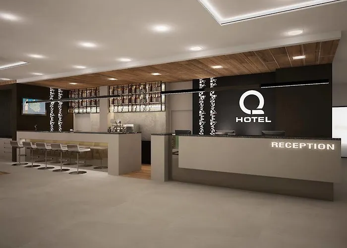 Hotel Q 4*